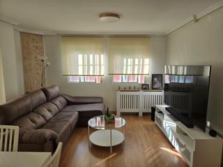 Miete Etagenwohnung  Avenida avenida de pablo iglesias, 74. Luz, diseño y confort en el corazón de rivas