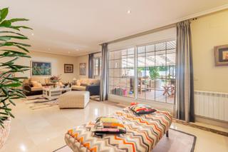 Casa adosada  Comunidad de canarias. Espectacular vivienda unifamiliar en las rozas