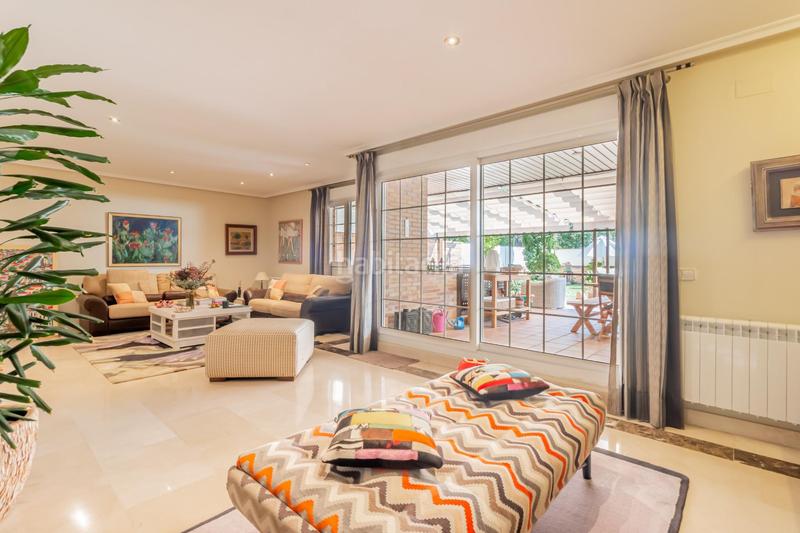 Foto 0ddcedde-93ec-454f-8501-cbc42480efdb. Casa adossada amb calefacció aparcament piscina a Rozas de Madrid (Las)