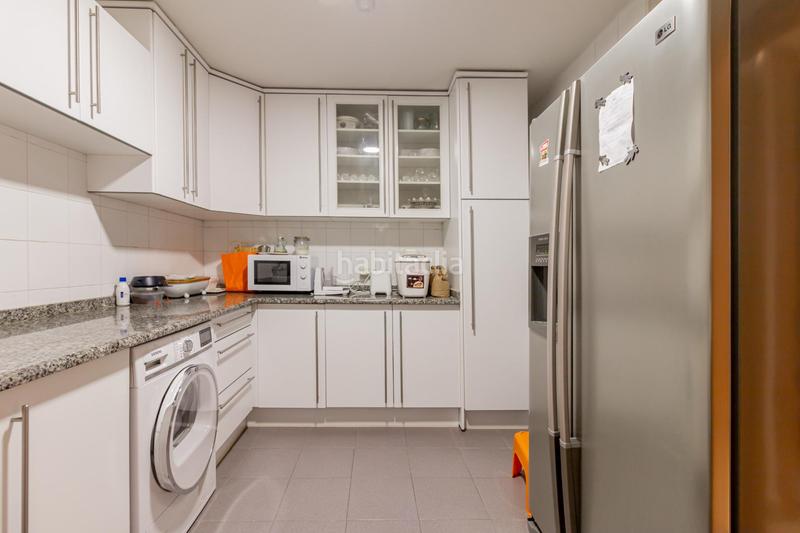 Foto 122f1a1d-d292-47f7-9c1e-d671ccfd86d6. Casa adossada amb calefacció aparcament piscina a Rozas de Madrid (Las)