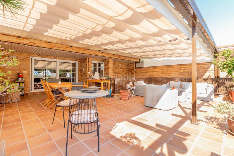 Foto 4e75d894-a0ec-4b5d-8ff0-f047c955cc0d. Casa adossada amb calefacció aparcament piscina a Rozas de Madrid (Las)