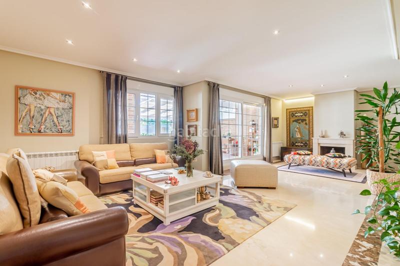 Foto 832a07de-ea7f-48b1-bbb5-5a543dcb836f. Casa adossada amb calefacció aparcament piscina a Rozas de Madrid (Las)