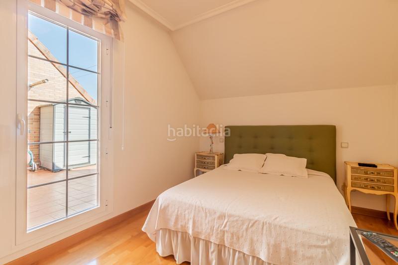 Foto b890729f-bda7-47c8-8c96-dc79fca00b17. Casa adossada amb calefacció aparcament piscina a Rozas de Madrid (Las)