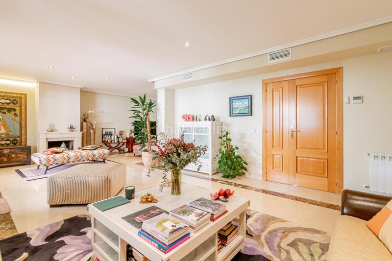 Foto c9e108bc-71e3-4099-8894-76a22f3611cb. Casa adossada amb calefacció aparcament piscina a Rozas de Madrid (Las)