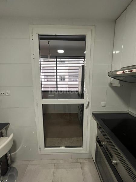 Foto 6056869b-5526-45ee-8b5a-e8ce26ac42d9. Alquiler piso precioso piso en alquiler con piscina en Getafe