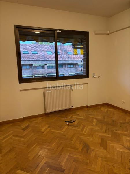 Foto 86ff375f-dcdf-459a-bfbd-50a64607d0ea. Alquiler casa adosada chalet adosado en alquiler avenida de europa, pozuelo de alarcon en Pozuelo de Alarcón