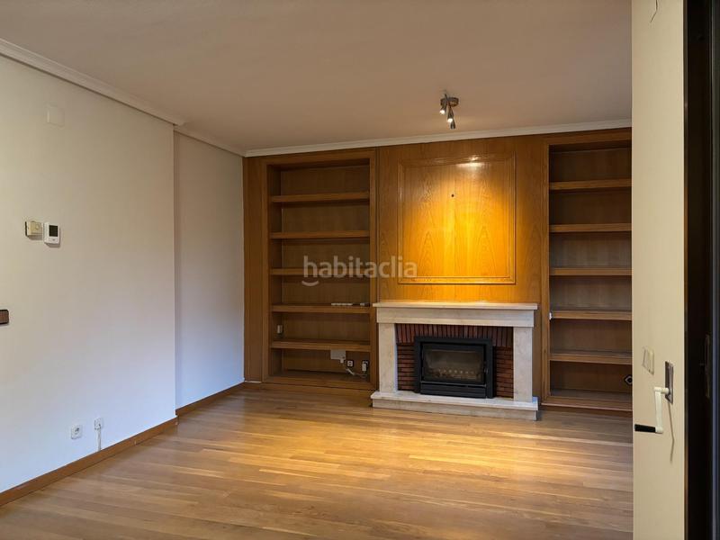 Foto ba636dae-96fb-4f5b-aa80-67acd77fa100. Lloguer casa adossada amb calefacció aparcament piscina a Pozuelo de Alarcón