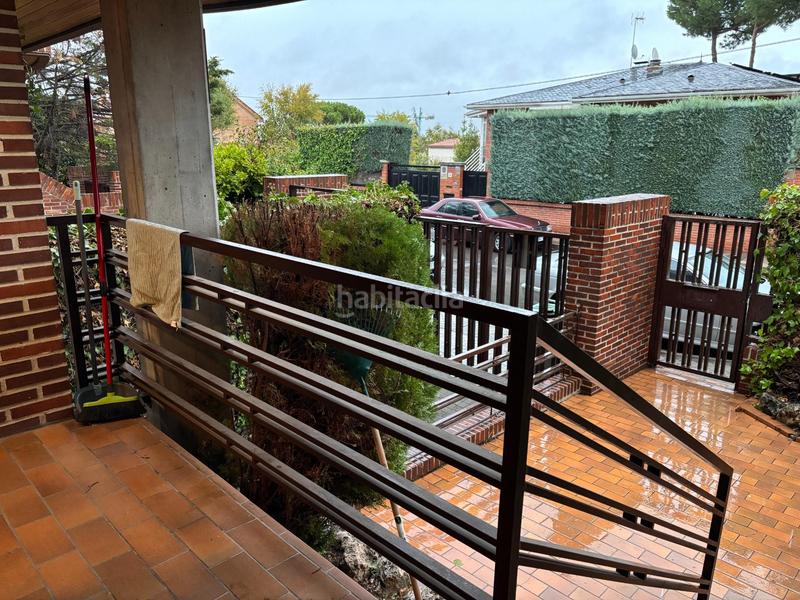 Foto d3aa4b70-2e88-4d1a-aa5f-9e50a9f9626a. Lloguer casa adossada amb calefacció aparcament piscina a Pozuelo de Alarcón