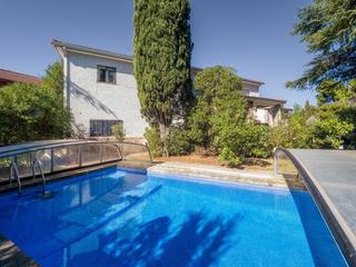 Chalet  Calle calle de yucatn, 26. Chal exclusivo con apartamento independiente en las rozas