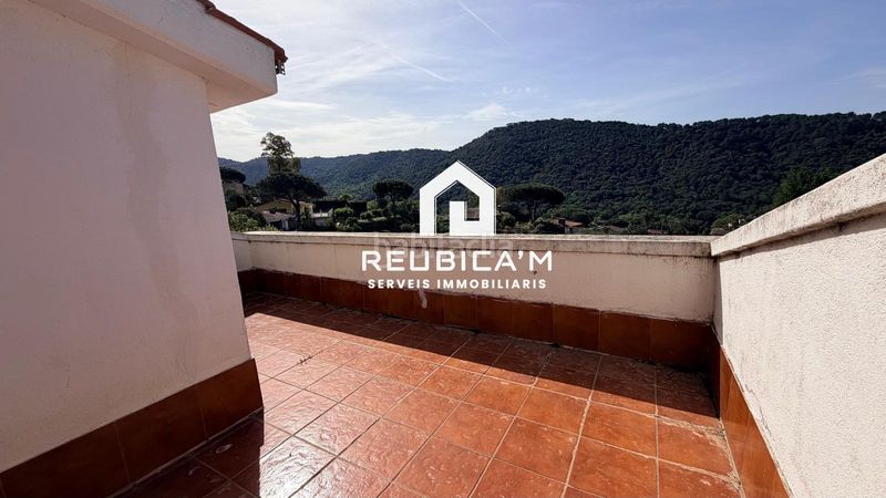 Foto d0d5c23c-763c-4b8c-b76a-93e2152df937. Casa amb xemeneia calefacció a Vilanova del Vallès