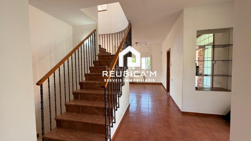 Foto e3b12e0f-f81d-45c3-86f9-23a2d03549cb. Casa amb xemeneia calefacció a Vilanova del Vallès
