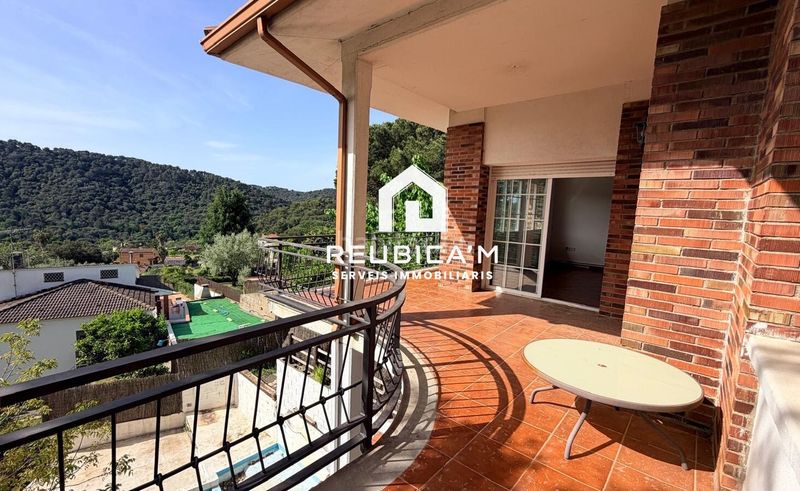 Foto e787e895-29e9-4b8d-af2a-bc1a2c3ed4e9. Casa amb xemeneia calefacció a Vilanova del Vallès