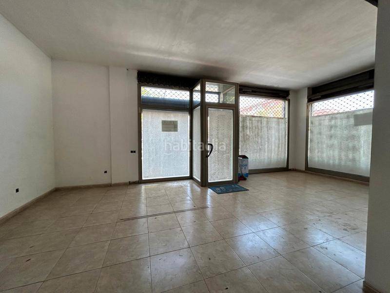 Foto fc5c561f-ee99-49de-8191-4256ba504871. Lloguer local comercial a Tres Torres Granollers