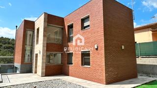 House in Vilanova del Vallès. Casa moderna, exclusiva y luminosa
