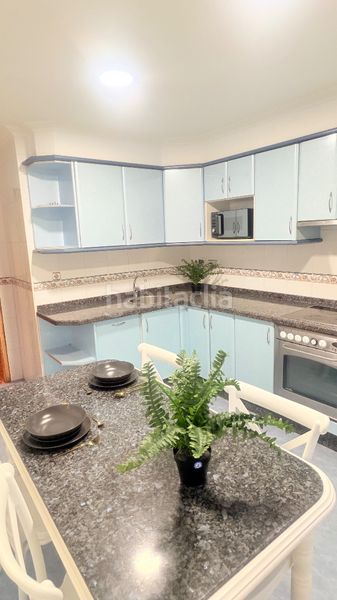 Foto f7c1d5bd-e5ba-4141-91ff-e599a7a6b175. Lloguer casa amb calefacció aparcament a Santa Bárbara Gijón