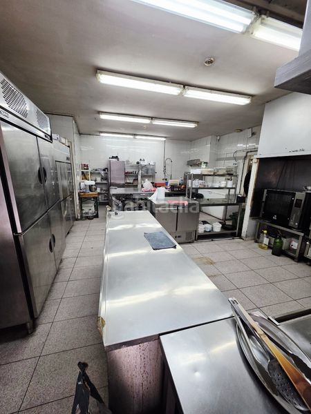 Foto 55f4c037-b120-4ab4-ab78-c8976e5df5bc. Edifici a Centre Badalona