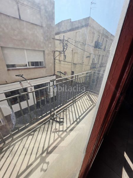 Foto 5c9642ac-cf53-4ff0-b752-62daceb0eb76. Edifici a Centre Badalona
