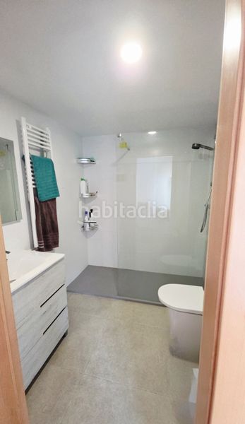 Foto 0d2cbf00-8614-45ce-b4f7-5327e633cc50. Casa adossada amb calefacció aparcament a Torre - Sana Terrassa