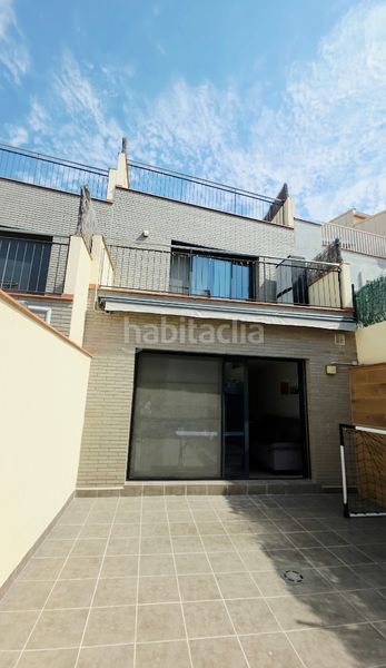 Foto 1b97f3d3-d0aa-4458-b909-9dc2339c0ac0. Casa adossada amb calefacció aparcament a Torre - Sana Terrassa