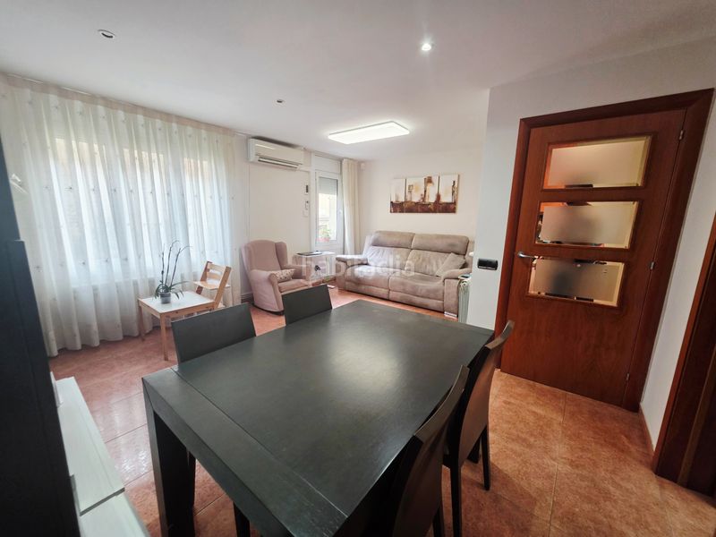 Foto ec3f479e-a0d7-4548-b480-1c3cb412a7eb. Flat with heating in Can Rull Sabadell