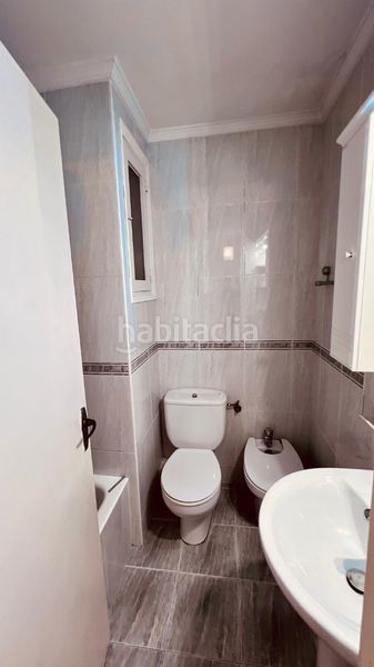 Foto 712a3a24-03ab-4054-9c06-a3474dc8be4b. Pis a Centre Castelldefels