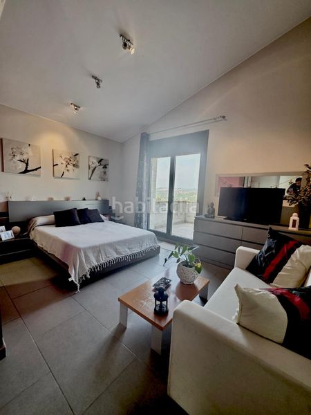 Foto a245ef78-1333-4711-9d35-20530af7c858. Chalet avec chauffage parking dans Abrera