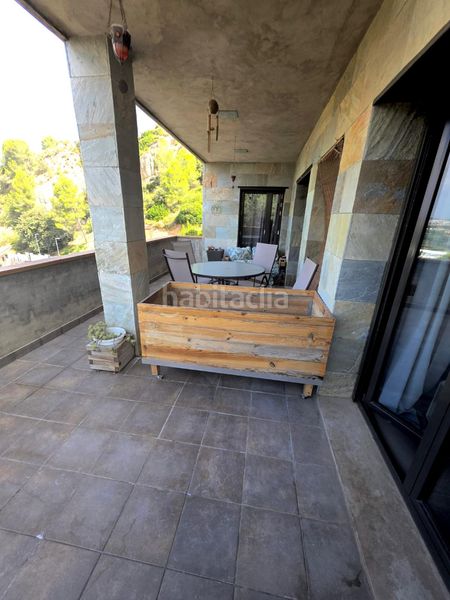 Foto e68fa362-302f-4be0-8e94-5e87f5304e9d. Chalet avec chauffage parking dans Abrera
