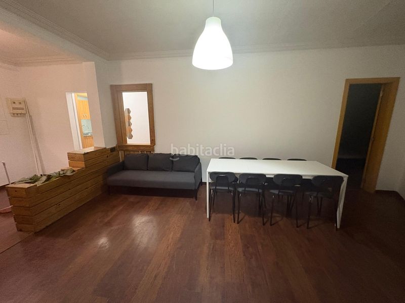 Foto b6797b06-d913-4364-b02b-bfb0afed00ce. Pis a Poble Nou Manresa