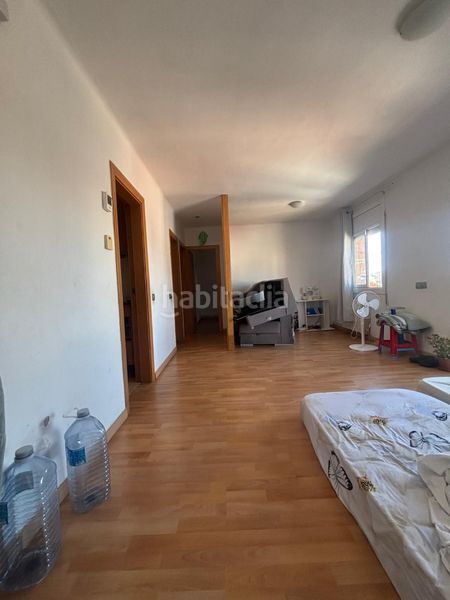 Foto f4c4303d-45ef-41c5-82ea-32d7a987465a. Pis a La Maurina Terrassa