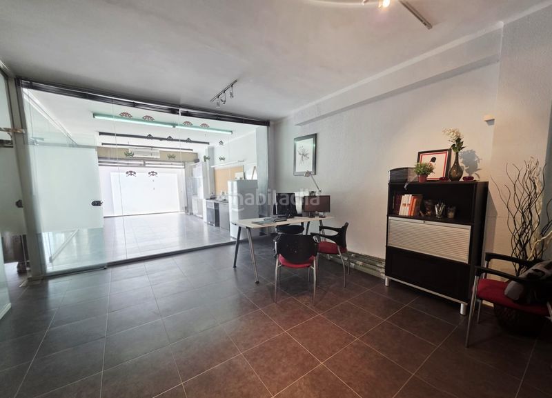 Foto 2e0c27a5-461d-4ec5-9112-2a3053cd936d. Local comercial a Zona Esportiva Terrassa