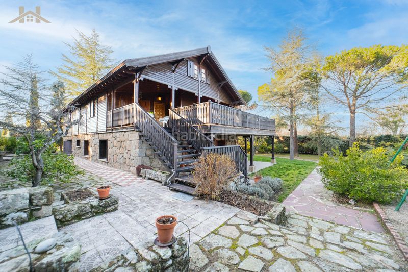 Foto f789e604-f311-4579-a46e-b78e7981fb22. Casa amb calefacció aparcament piscina a Collado Mediano