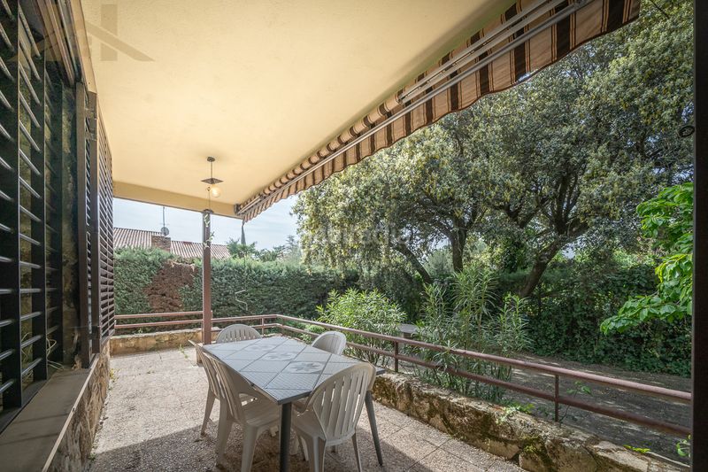 Foto 5386b53f-0c58-48b8-b230-cd852e1a9a7f. Xalet amb aparcament a Alpedrete