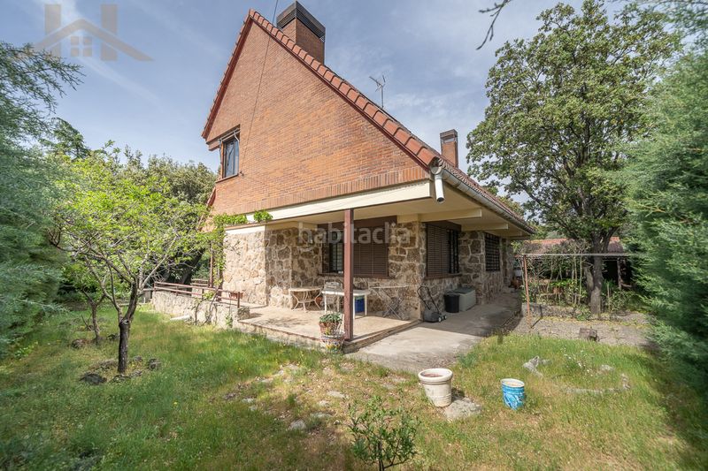 Foto 96c6c5ca-e538-405d-9eea-3645816818d4. Xalet amb aparcament a Alpedrete