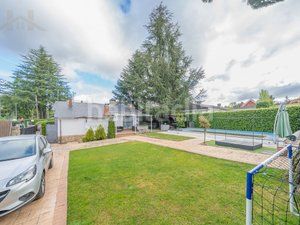 Foto 488e92ca-c507-4920-8c16-6939bd8f24dd. Casa amb calefacció aparcament piscina a Polideportivo-Colonia Moralzarzal