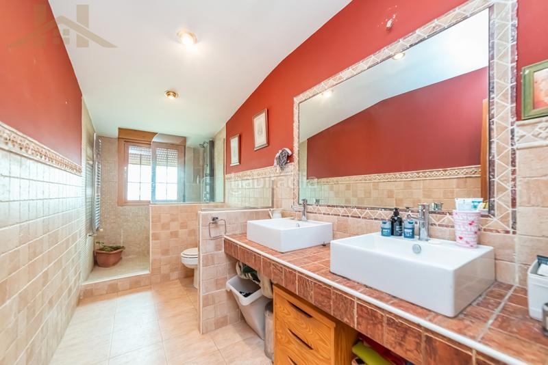 Foto 0c3c2d65-c936-4b96-936b-a784920623bb. Xalet amb aparcament piscina a Alpedrete