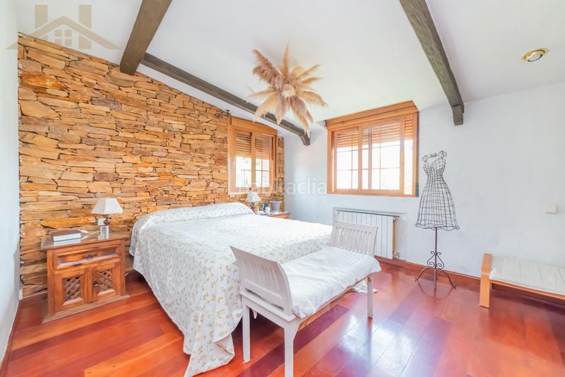 Foto a3049488-c07e-4335-8861-5e5415c65b35. Xalet amb aparcament piscina a Alpedrete