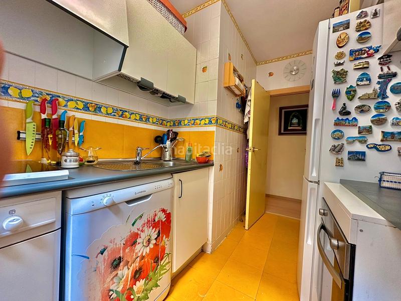 Foto bd82d1cd-9ba6-417d-bb16-009dae54ef6a. Pis amb xemeneia calefacció aparcament piscina a Collado Mediano