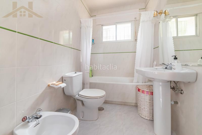 Foto ab0ef727-fb0f-4215-a2ee-cae33c89f02a. Casa chalet independiente con piscina en Iglesia-Estación Moralzarzal