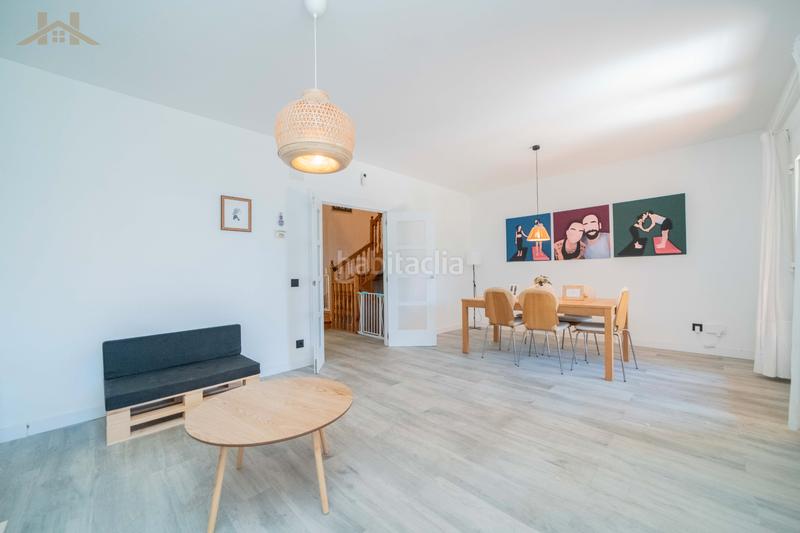 Foto 6ccaa38e-40f1-41f4-b022-e01529cabfce. Casa aparellada amb calefacció aparcament piscina a Collado Mediano