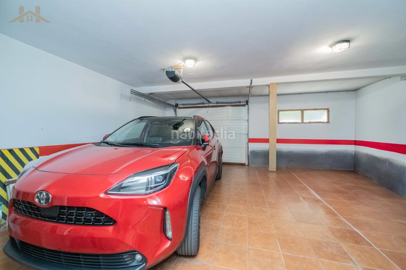 Foto c8af5067-1a64-4f13-b57a-d9bdbee165ca. Casa aparellada amb calefacció aparcament piscina a Collado Mediano