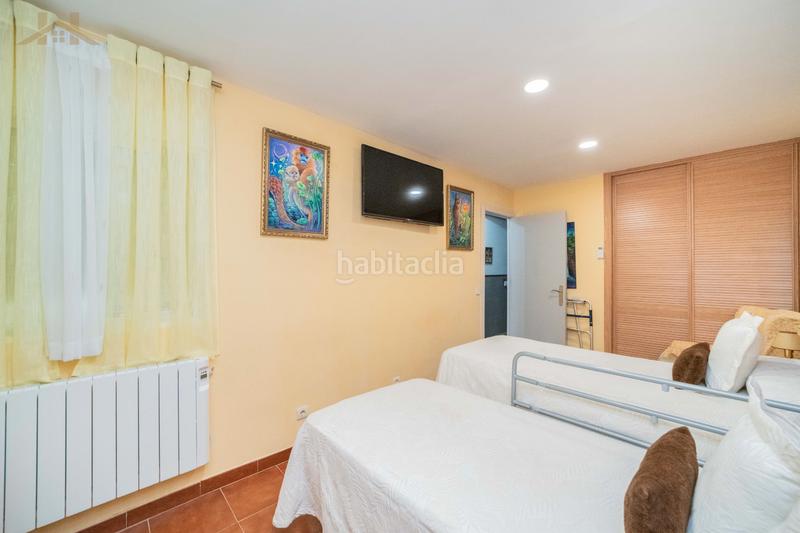 Foto 76021588-5d29-45b9-ab0b-69c7205b6fac. Casa adossada amb xemeneia calefacció piscina a Centro Moralzarzal