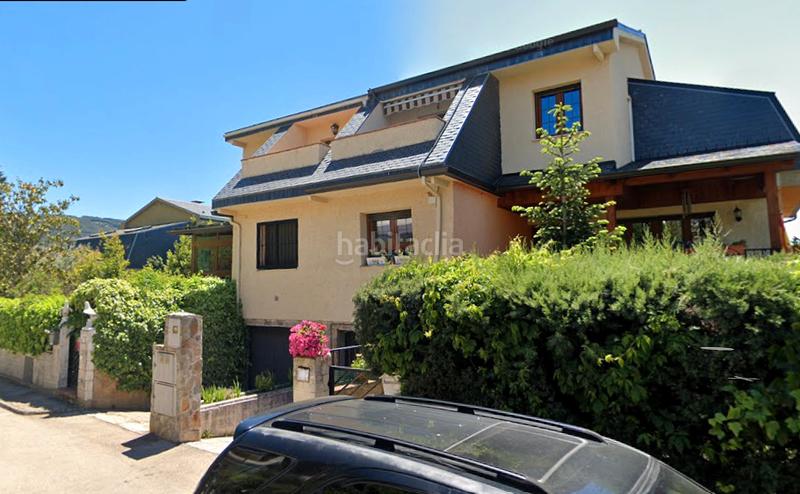 Foto 3c80cc33-65d5-4be6-b12d-99d9a6939962. Casa pareada chalet pareado en Collado Mediano