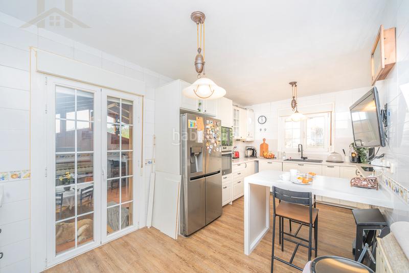 Foto d5732219-e20c-4bb3-bf79-1a60d32369b8. Casa aparellada amb xemeneia calefacció piscina a Moralzarzal