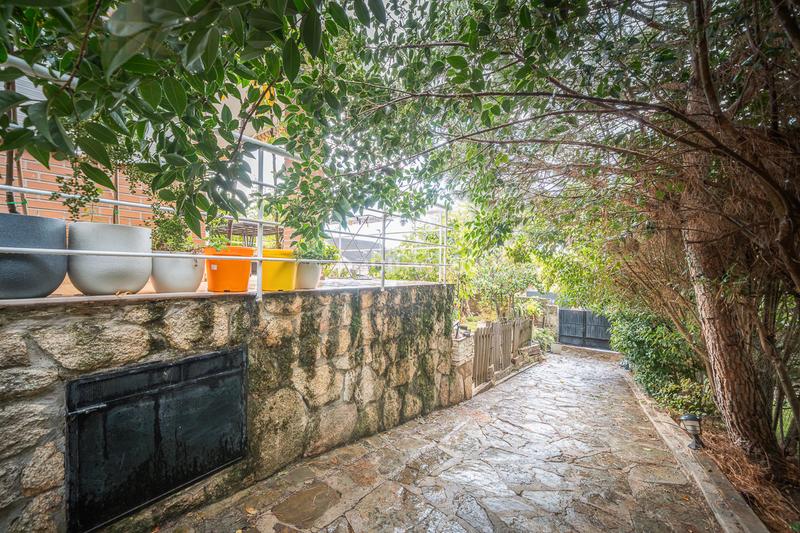 Foto ee1a57ca-4b4b-44b0-a45f-ace21b8008ad. Casa aparellada amb xemeneia calefacció piscina a Moralzarzal