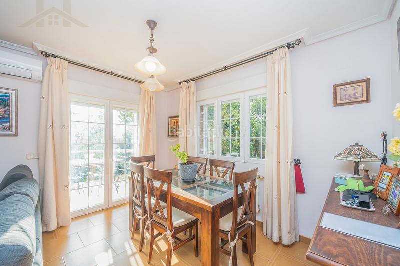 Foto f156759b-dcdb-4a4d-a17e-2f20604161e0. Casa aparellada amb xemeneia calefacció piscina a Moralzarzal