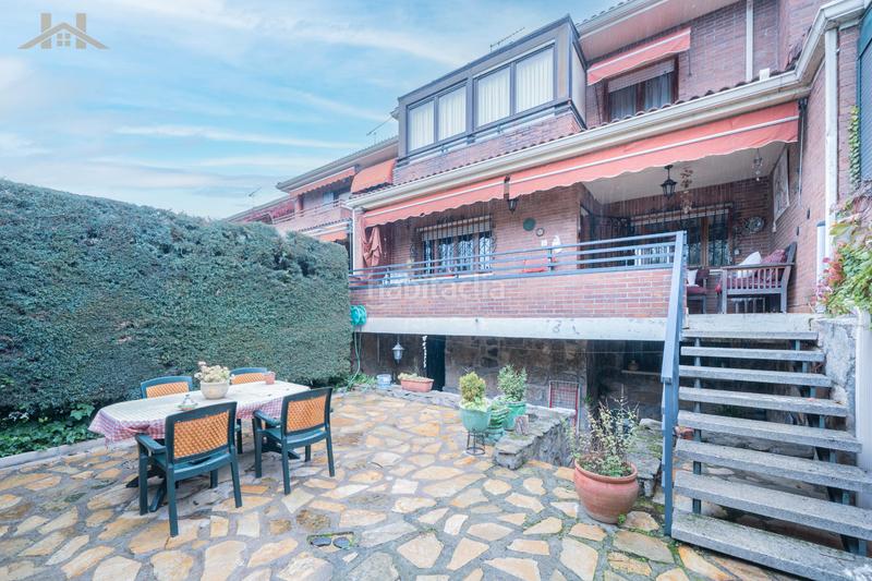 Foto 8e71af42-bd82-450b-8d32-ef98c4a4b8eb. Maison jumelée avec parking piscine dans Alpedrete