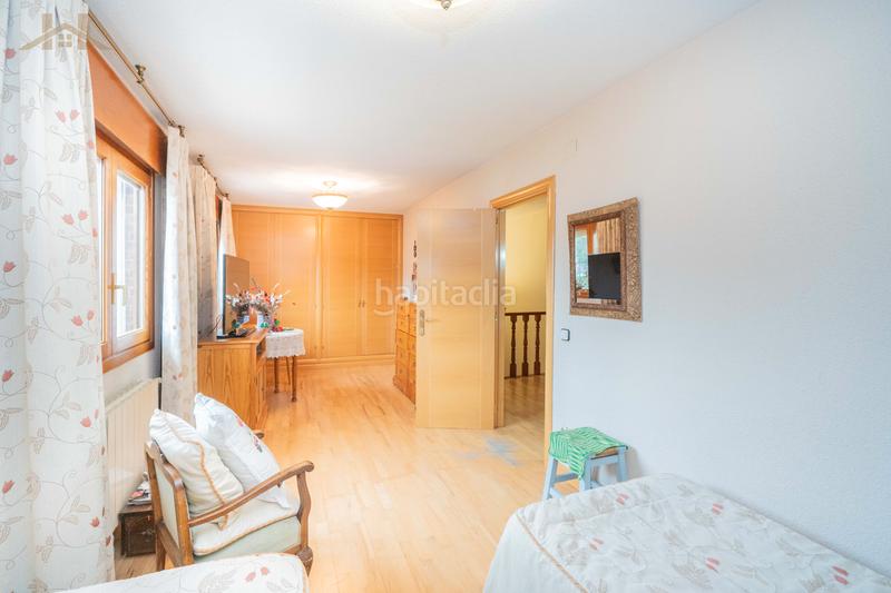 Foto adde7437-f829-4c56-8139-9f6f57727e0d. Maison jumelée avec parking piscine dans Alpedrete