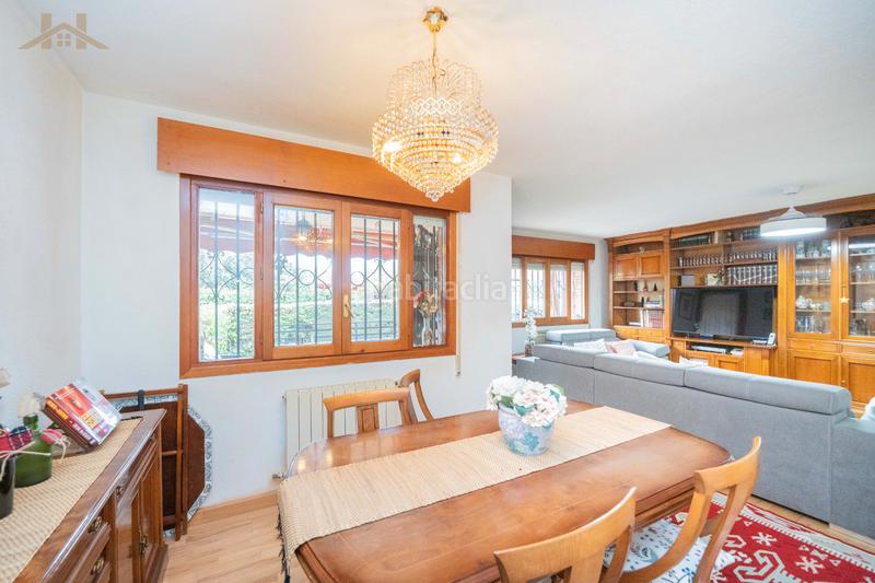 Foto fe38bac5-2049-43ef-942c-b2a78f45c67a. Maison jumelée avec parking piscine dans Alpedrete