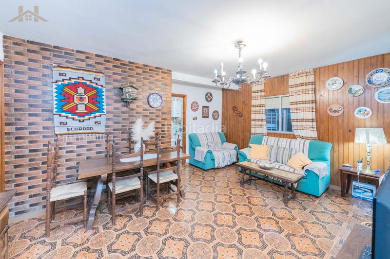 Foto da512f25-356d-4aa7-a8bb-f9cdd72a806b. Chalet avec cheminée parking dans Los Lagos Moralzarzal