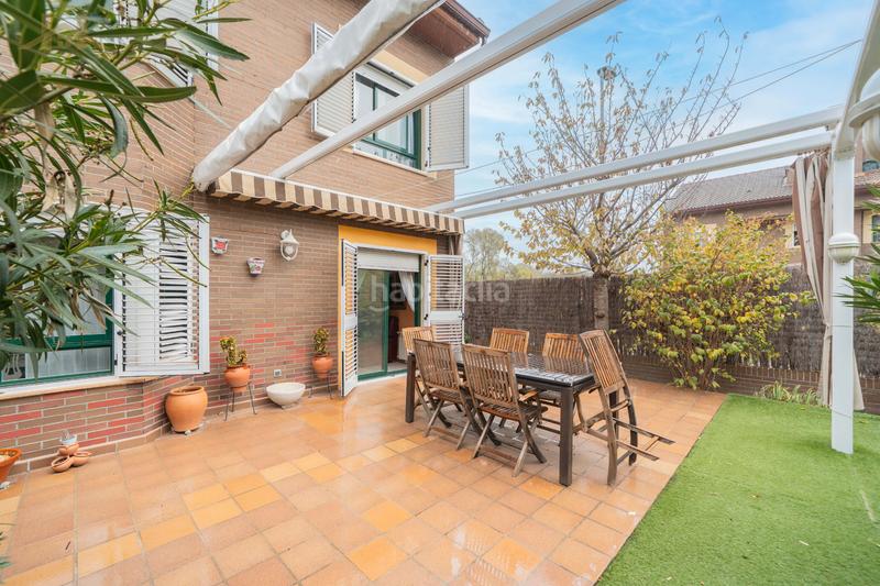 Foto 7115e88d-db86-44bd-bed2-c66c7070f628. Doppelhaus mit parking in Iglesia-Estación Moralzarzal